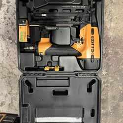 Bostitch Smart Point 16 Ga. Finish Nailer Kit