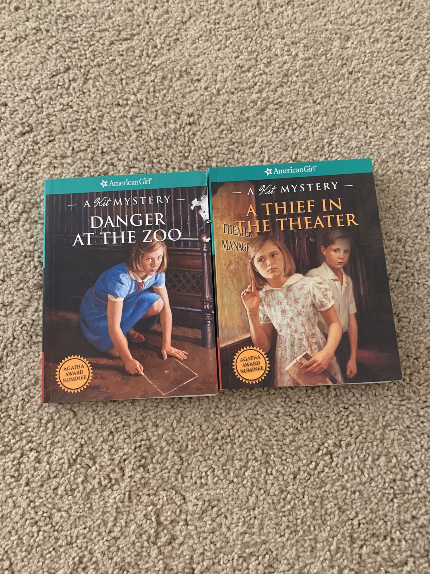 Danger At The Zoo: A Kit Mystery (American Girls: Kit