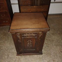 Minnesota A Treadle Sewing Machine & Cabinet