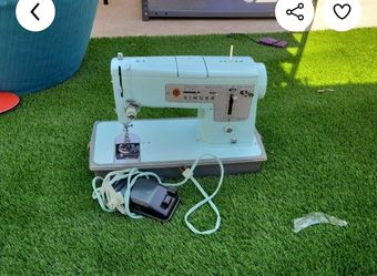 Vintage Sewin Machine