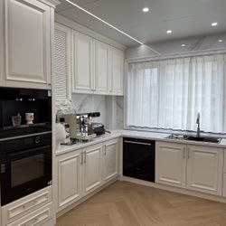 Kitchen Cabinets 