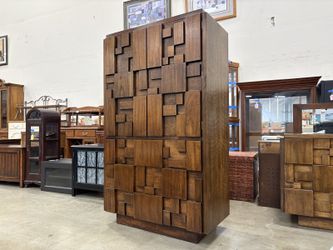 LANE Vintage Mid-Century Modern Stacatto Brutalist Walnut 4 Drawer Armoire