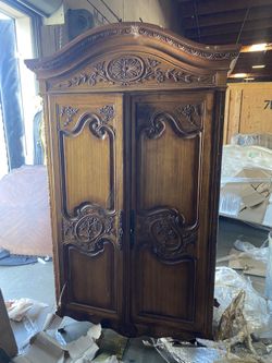 Armoire