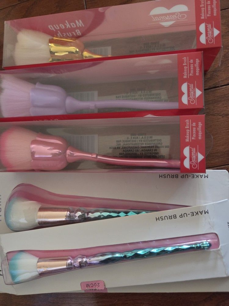 Makeup Brushes