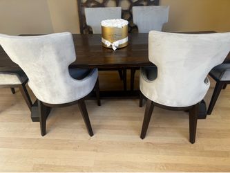 Dinning Room Tabke