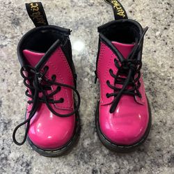 Toddler Doc Martens 5c