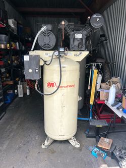 Industrial air compressor