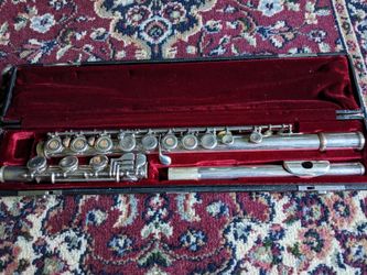 Vintage 1981 Armstrong 303B Flute