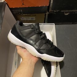 Jordan 72-10 11 Low size 9.5 VNDS 
