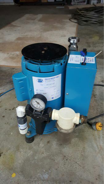 Dental Vacuum Pump. Tech West WVPS-1. Two room / 1 hp.