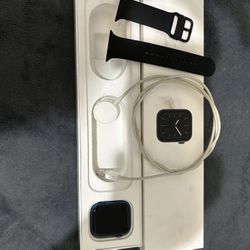 Apple Watch Series 7 (GPS, 45mm