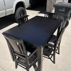 Kitchen Table 