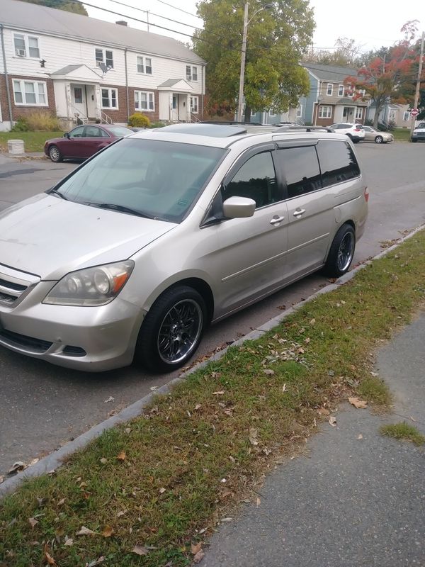 05 honda odyssey ex for Sale in Boston, MA - OfferUp