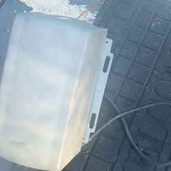 Genie Overhead Garage Door Control Unit With Remote And Sensors