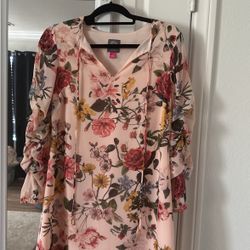Vince Camuto Pink Flowers Print Size  4