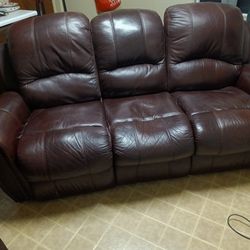 Leather Couch and Loveseat (4 Recliners)