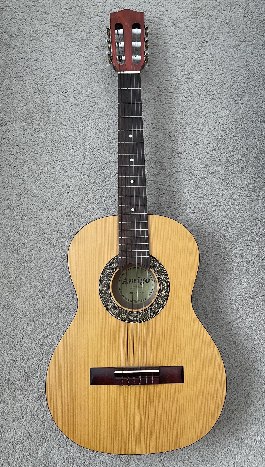 Amigo Classical Guitar – Model AM1 – Great Condition