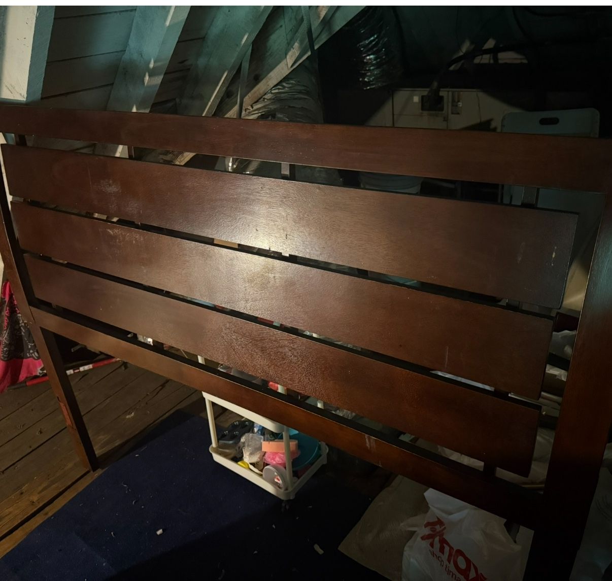Queen wood bedroom set