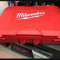 Milwaukee 2306 Hammer Vac M12 Case