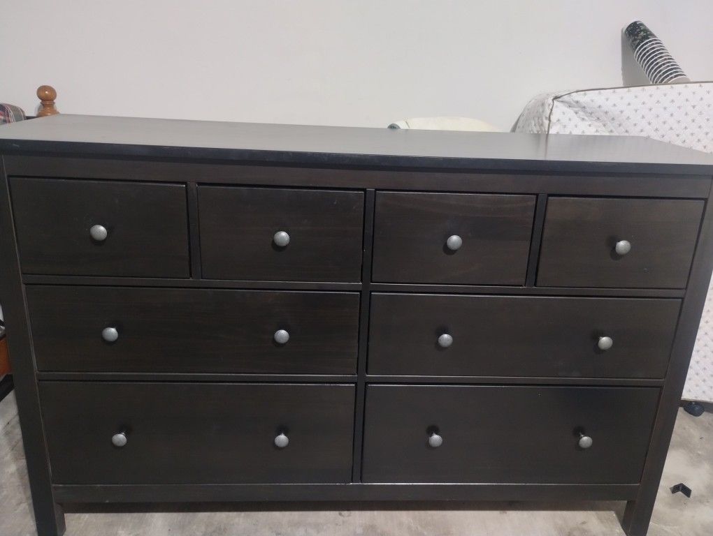Ikea Dresser In Good Condition 