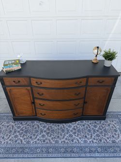 **Professionally Refinished 1948 New Hampton Court Group Drexel Sideboard / Buffet/ Dresser**