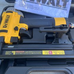 Dewalt corded brad nailer new arrivals