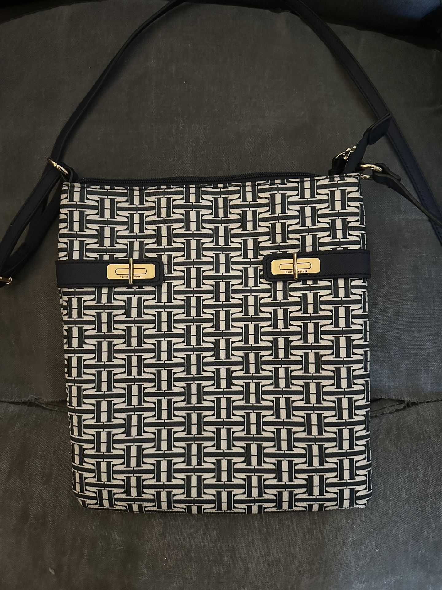 Tommy Hilfiger Cross Body Purse