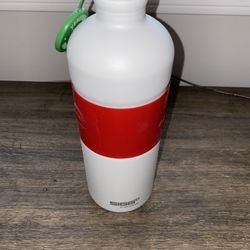 Supreme Sagg Water Bottle 