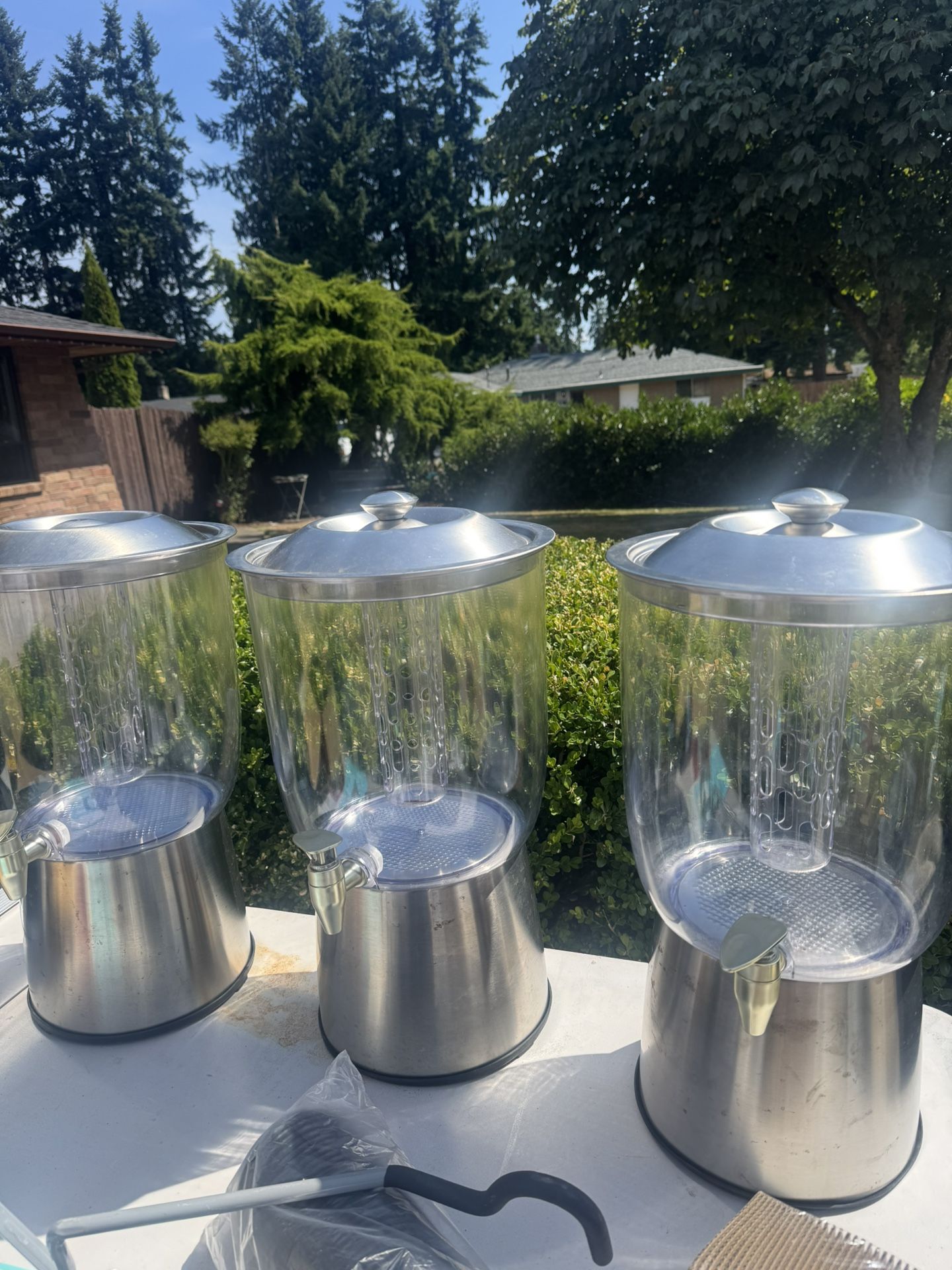 3 Beverage Dispensers Great For A Party And Restaurants