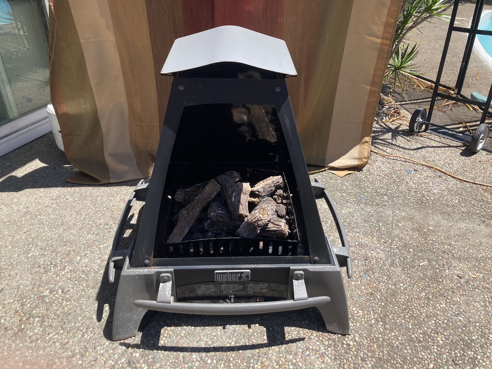 Vintage Weber 27000 Gas Fire Pit / Fireplace
