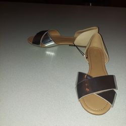 WOMENS SIZE 9 EXPRESS CRISS CROSS STRAP FLATS NEW WITHOUT TAG