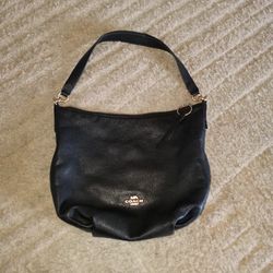 Women's designer coach handbag/purse 