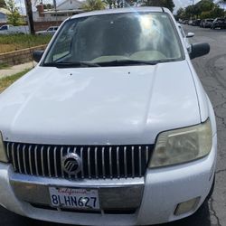 2005 Mercury Mariner