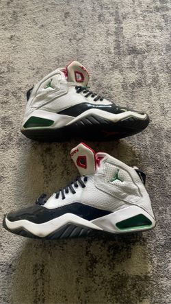 Air Jordan BLoyal ‘white pine Green Size 8