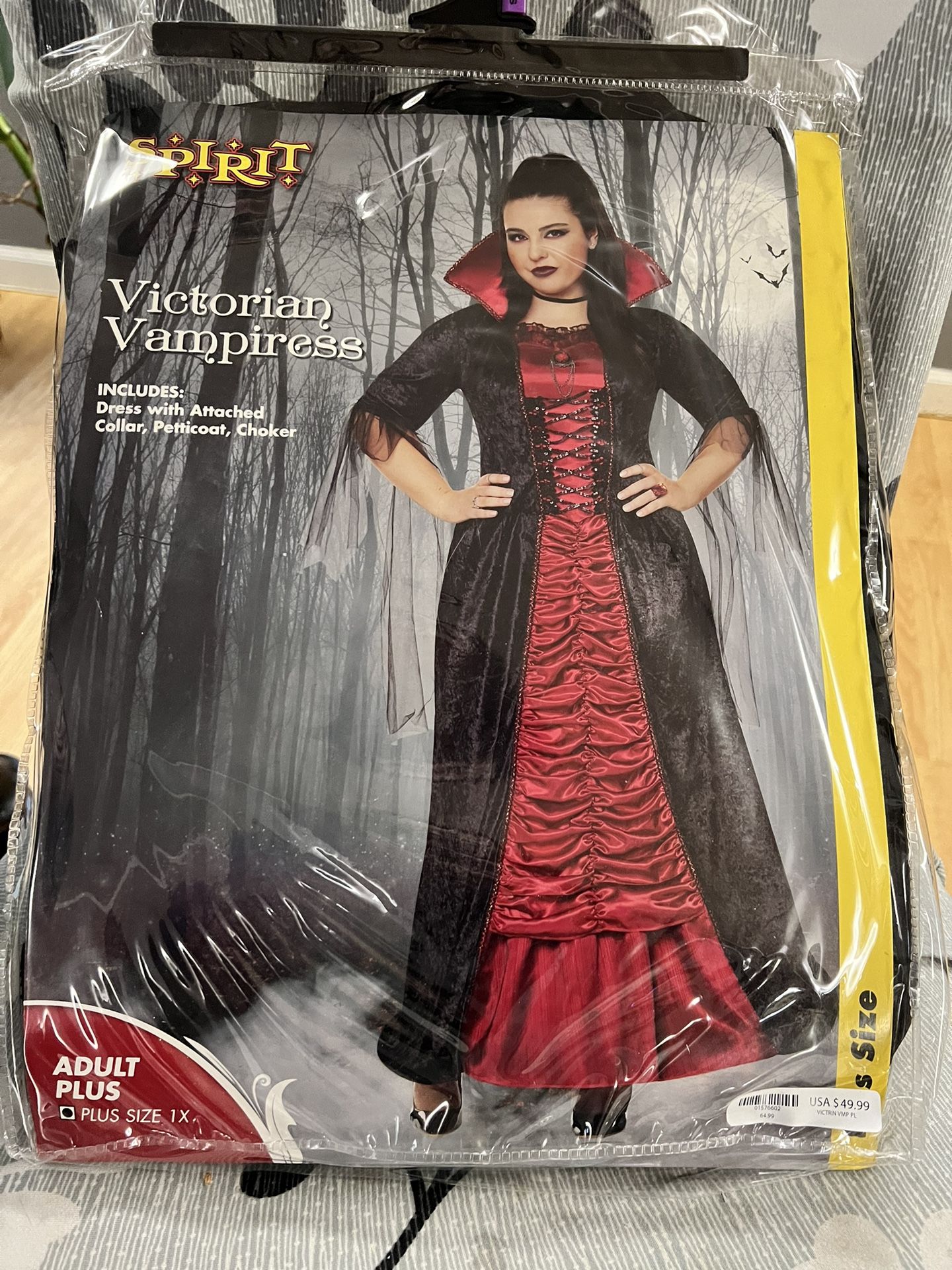 Victorian Vampiress Costume 