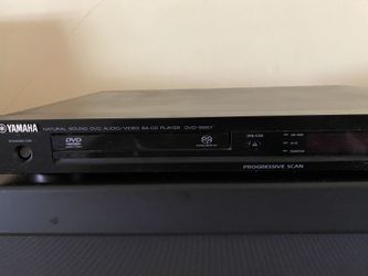 Yamaha DVD-S657 Slim DVD/CD/SACD/DVD-Audio player, PERFECT