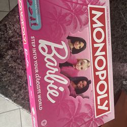 Barbie Step Into Your Dream World Monopoly 