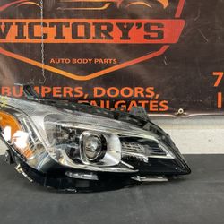 BUICK LACROSSE 2017-2019 COMPLETE RH HEADLIGHT OEM