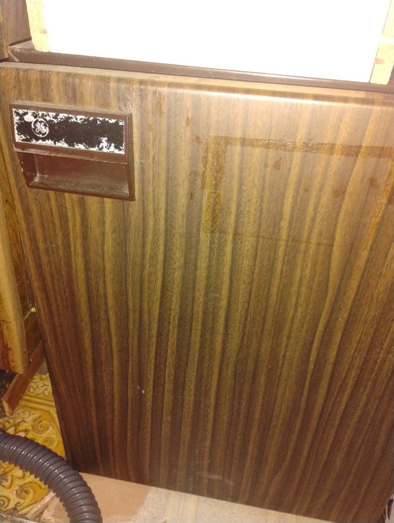 Mini Fridge GE