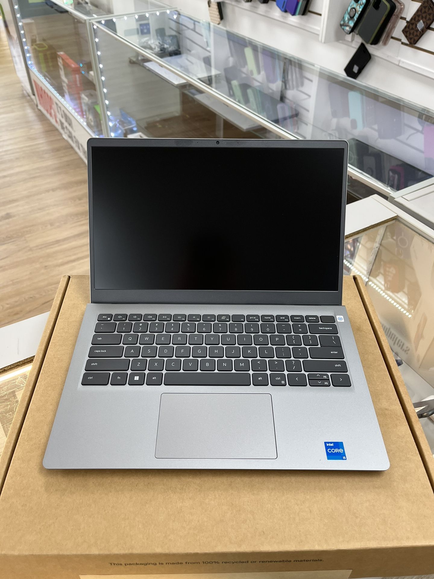 Dell Vostro 3430 BRAND NEW