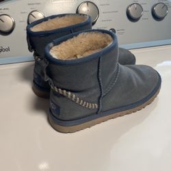 Gently Used Blue Suede UGG mini Womens Size 8