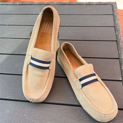 Tommy Hilfiger size 10 Tan Loafers