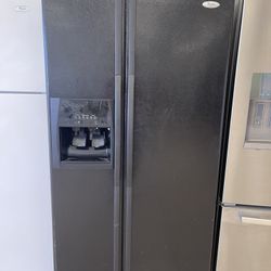 WHIRLPOOL SIDE BY SIDE FRIDGE BLACK