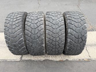 (4) 35x12.50R17 Yokohama Geolandar M/T Tires