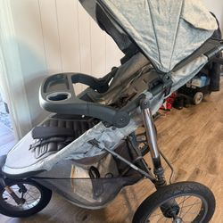 Baby stroller 