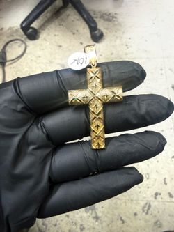 10k gold cross pendant