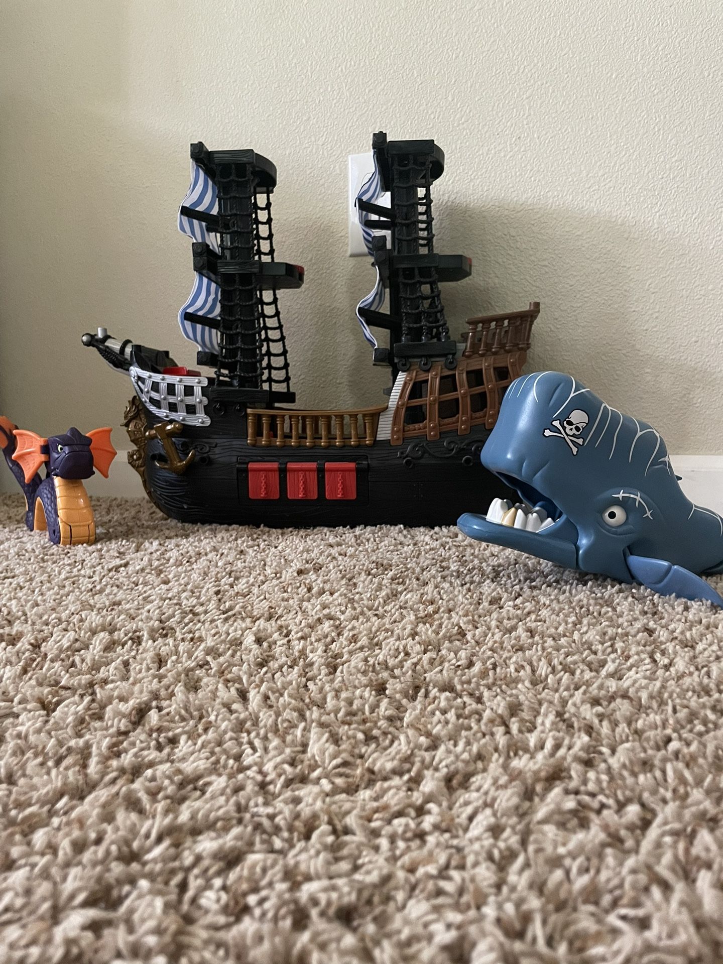 Vintage Pirate Imaginext Toy Set