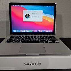 2014 Apple MacBook Pro 13.3-inch. Like New 