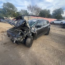 2015 Ford Escape - Parts Only #KE0