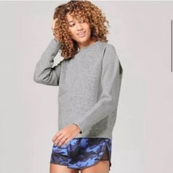 Limited Edition Ivy Park Logo Print Quilted Crewneck Sweatshirt (S)